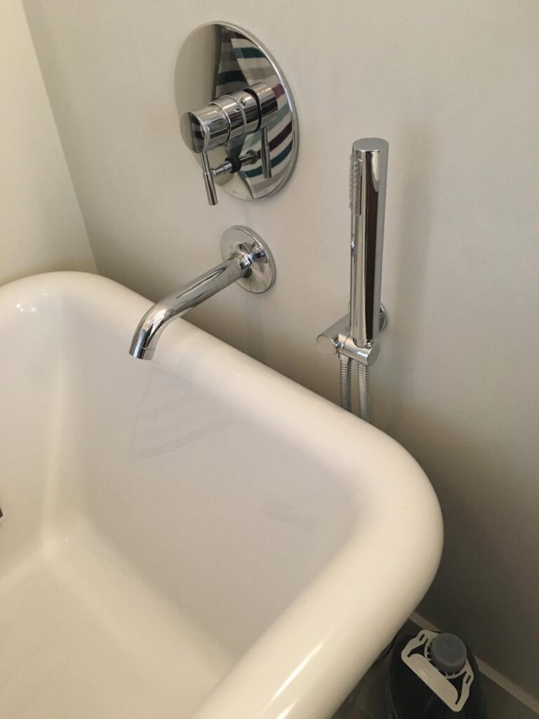 Bathroom plumbing services Ottawa